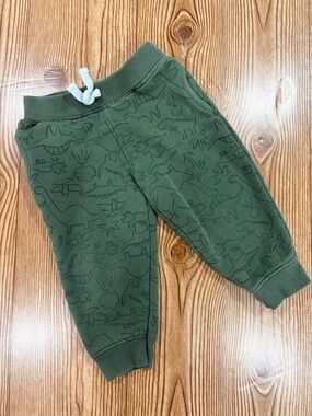 4/$20 Carter’s Kids Olive Green Dinosaur Print Jogger Sweatpants 18 Montns